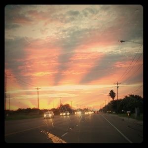 Meet your Posher, Revendari